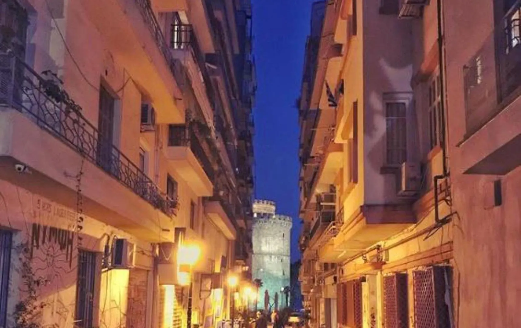 Beautiful 1-Bedroom Apartment Next To Center Thessaloniki